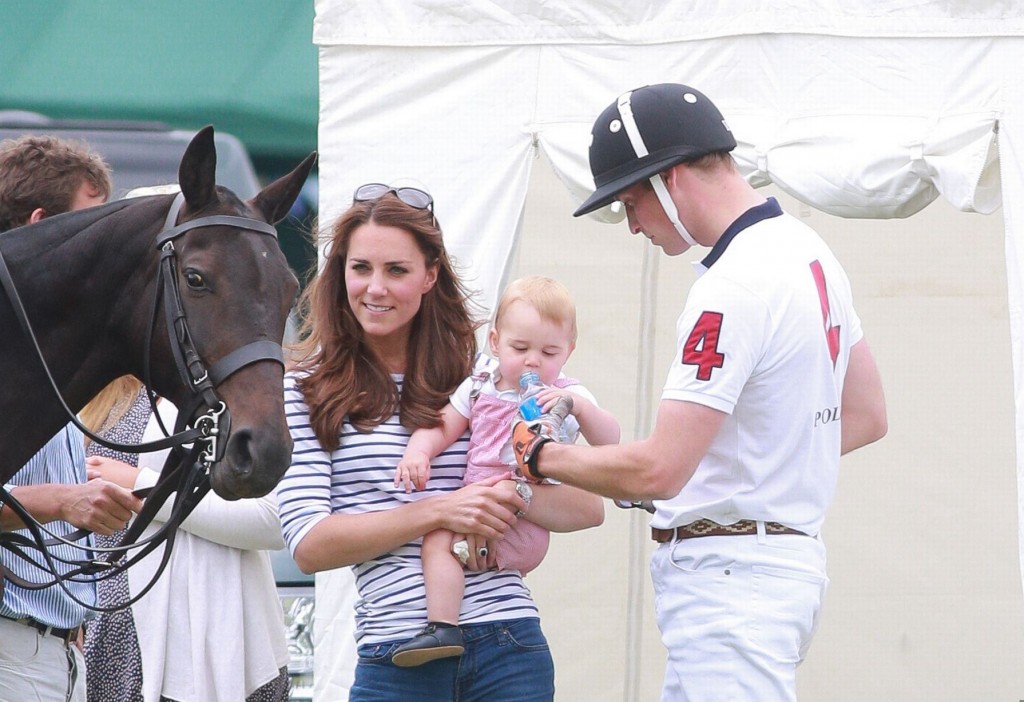 PAY-Kate-Middleton-Prince-George-and-Prince-William